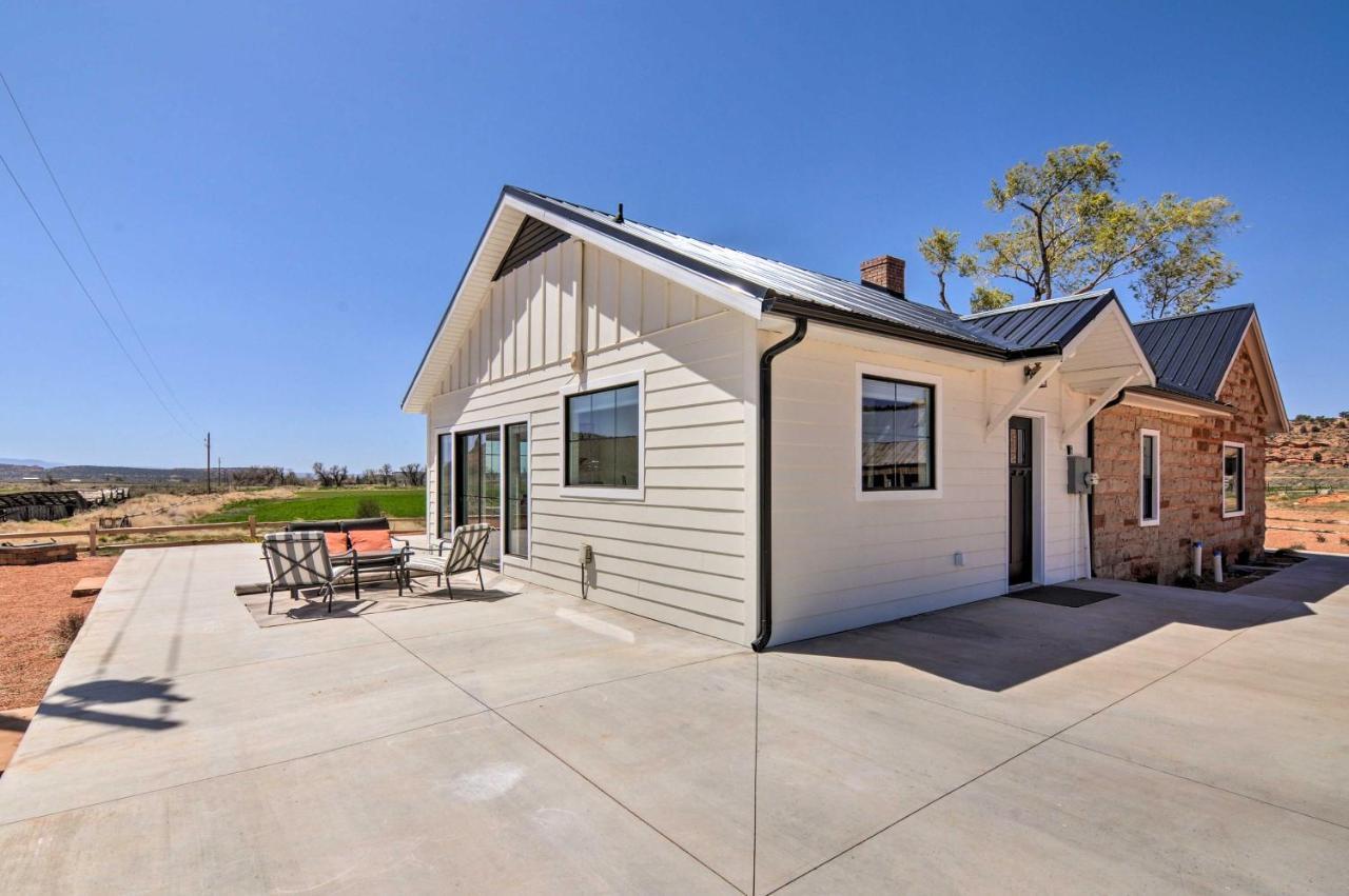 Modern Ranch House With Fire Pit And Valley Views 커내브 외부 사진